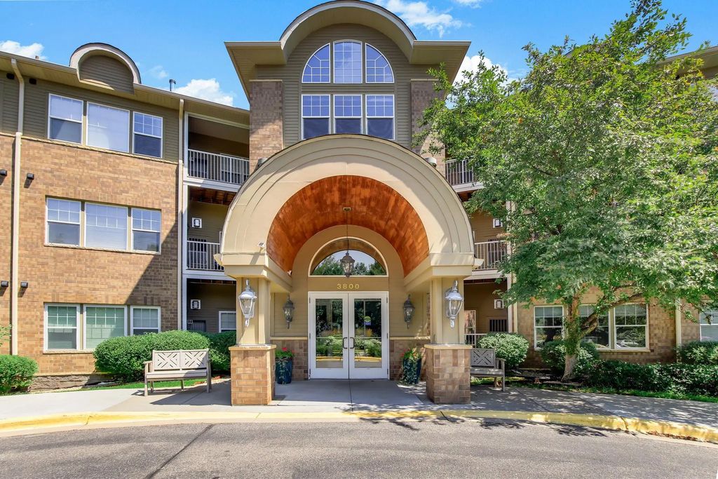 3800 85th Avenue N 117, Brooklyn Park