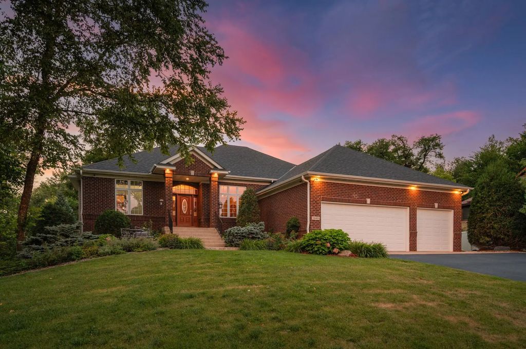 18483 Jaeger Path, Lakeville