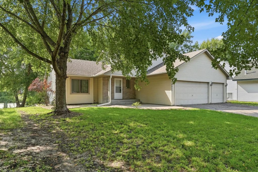 10920 Xeon Street Nw, Coon Rapids