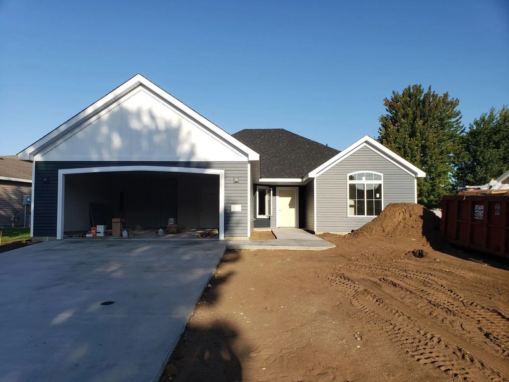 109 Weeping Willow Circle, Waite Park