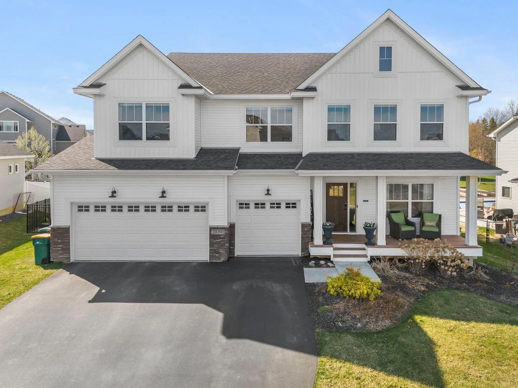 20391 Greengate Court, Lakeville