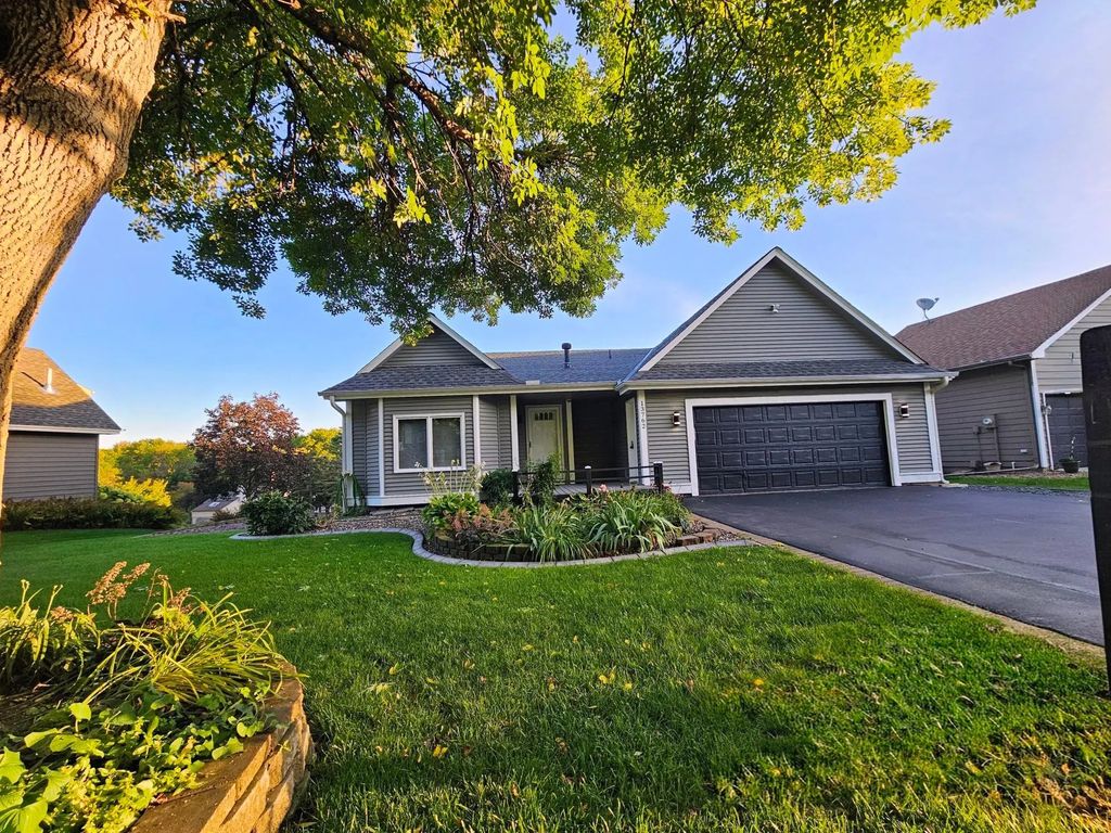 13762 93rd Place N, Maple Grove