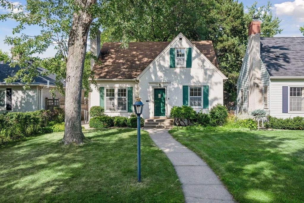 5652 Dupont Avenue S, Minneapolis