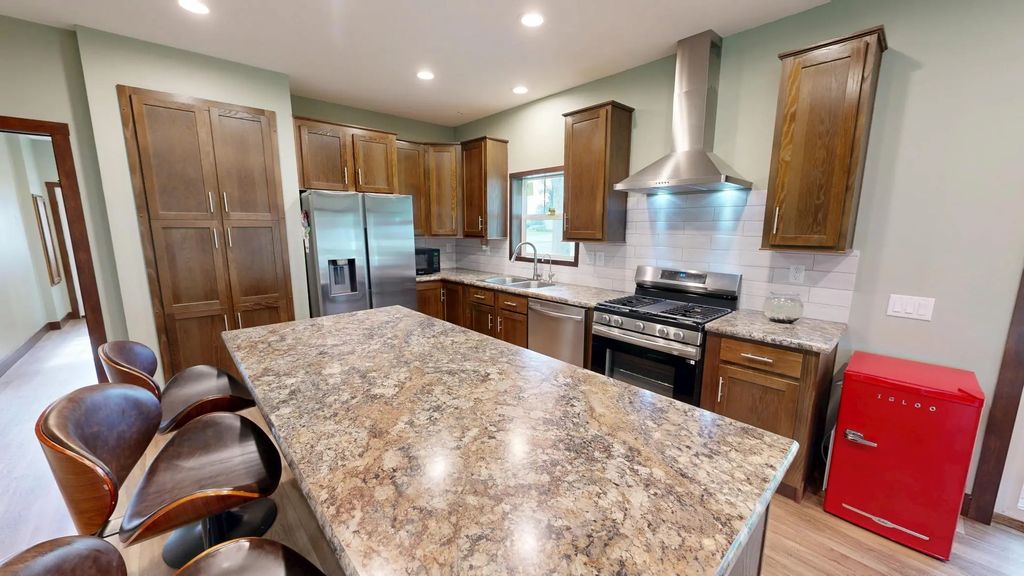 209 Farmdale Avenue, Lake Lillian