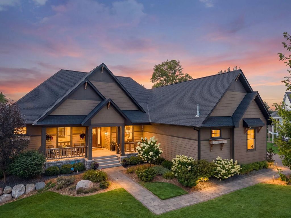 607 Heritage Place, Stillwater