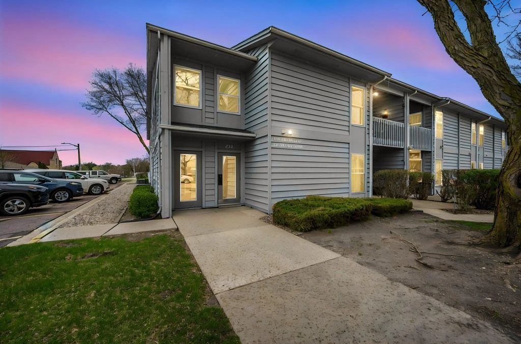 232 S Dewey Street 101, Fairmont