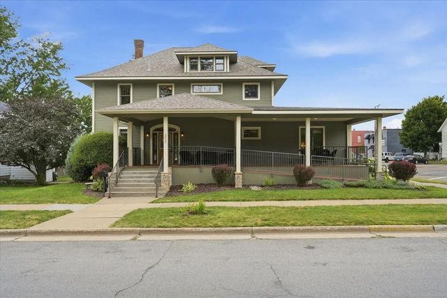307 S Arch Avenue, New Richmond