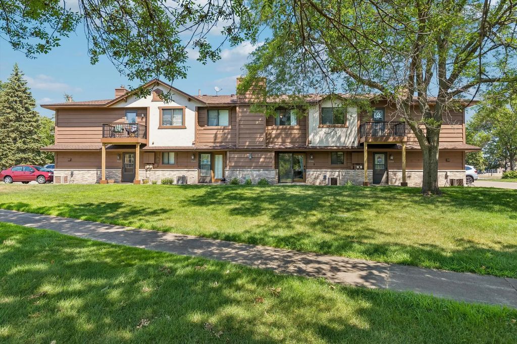 12616 University Avenue Nw, Coon Rapids