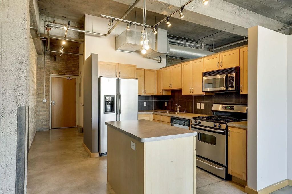 901 N 3rd Street 501, Minneapolis