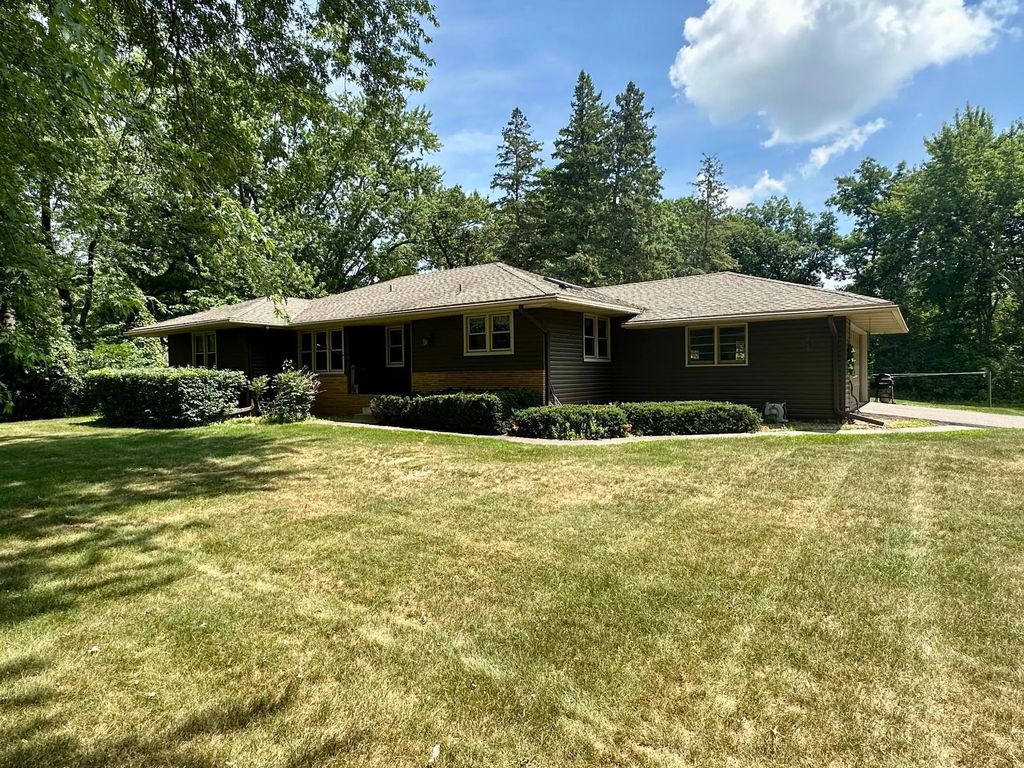 8298 4th Avenue, Lino Lakes