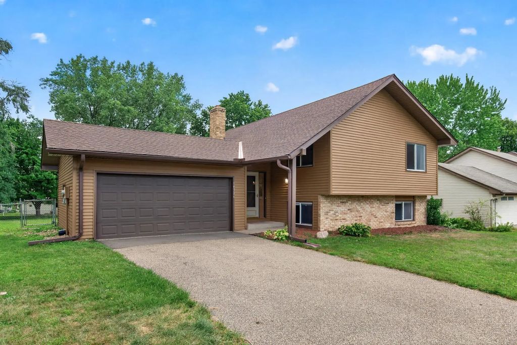 14326 Park Avenue, Burnsville