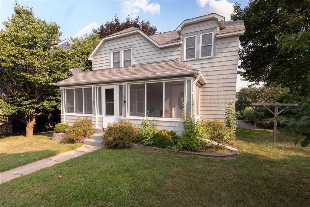 116 Pine Street, Glenwood City