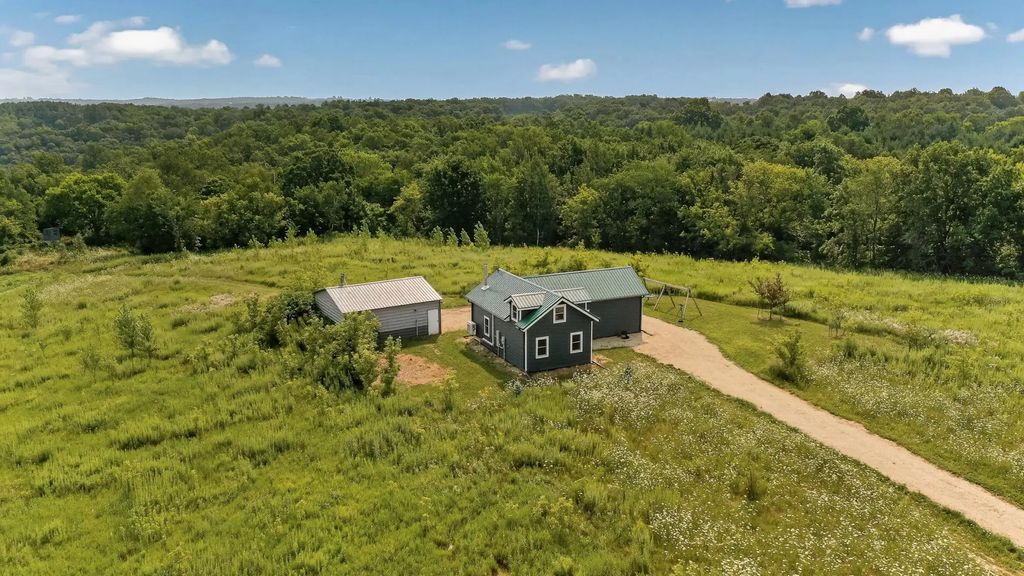 27714 County 25 S, Peterson