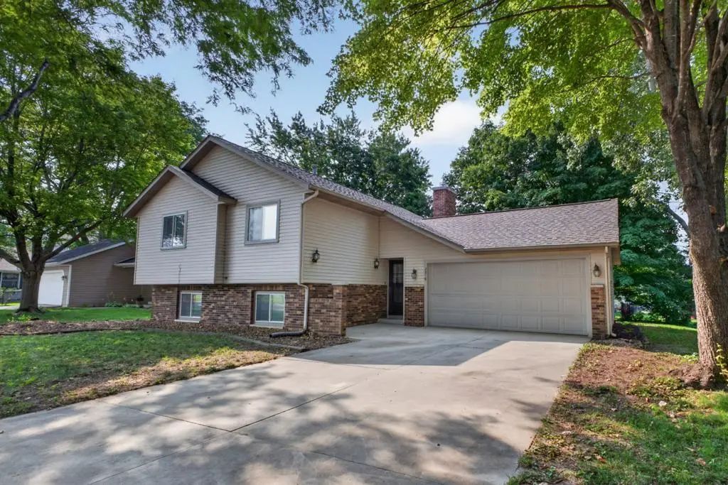 2818 26th Street Nw, Rochester