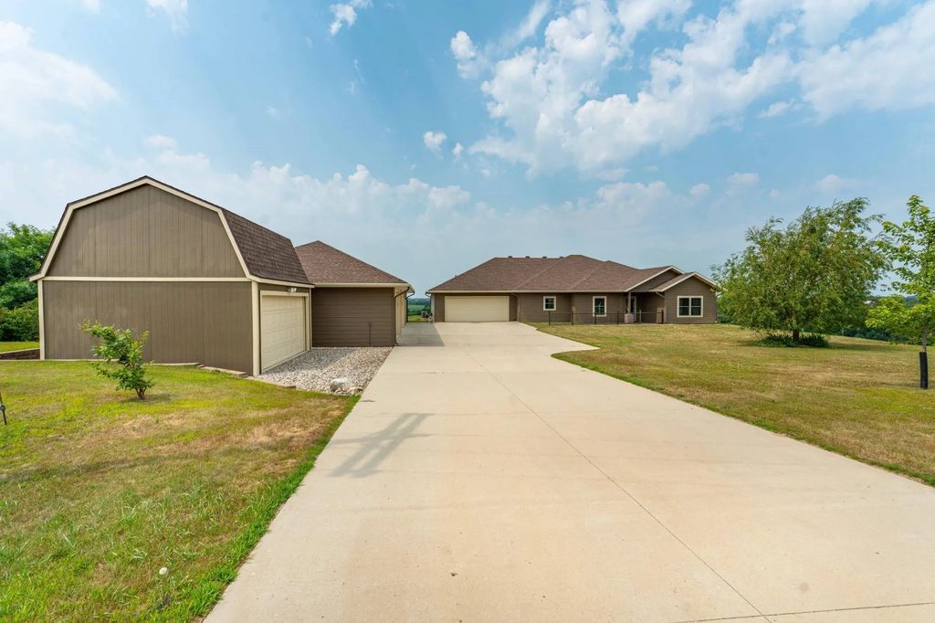 20733 E Dane Prairie Road, Fergus Falls