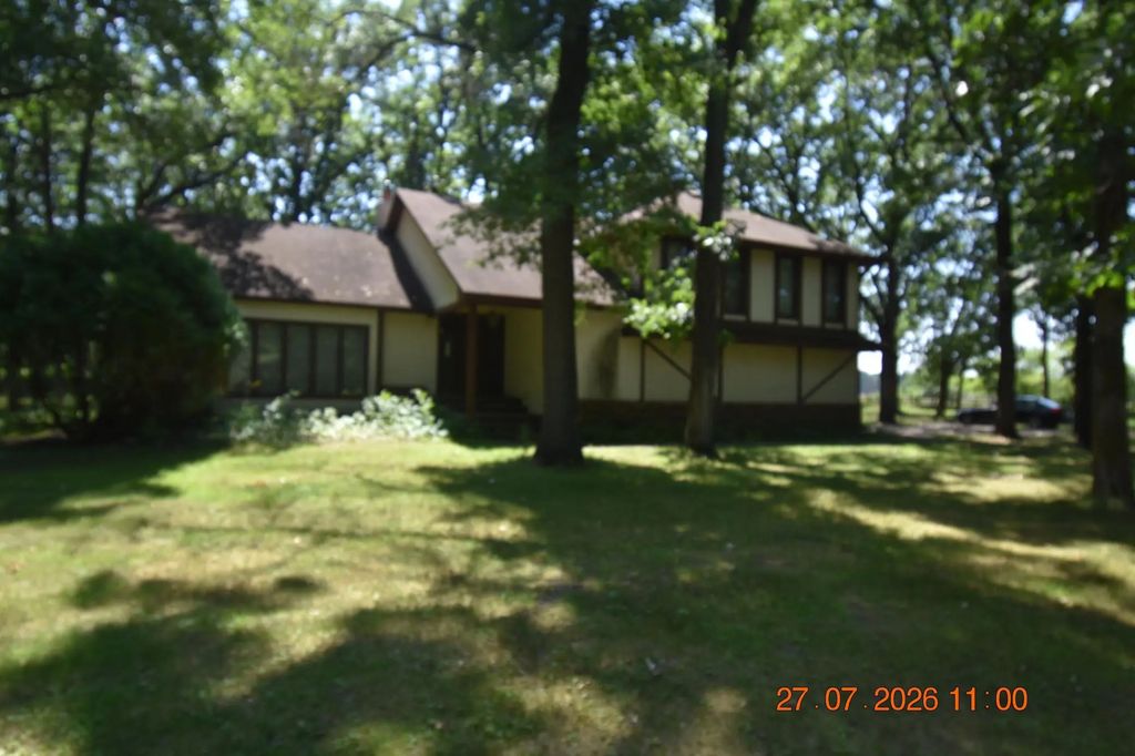 34987 Kable Avenue, North Branch