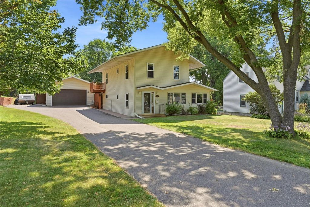 1218 5th Avenue, Anoka