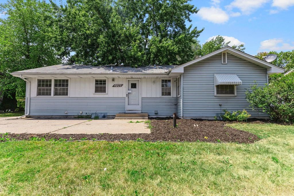 4809 Winnetka Avenue N, New Hope