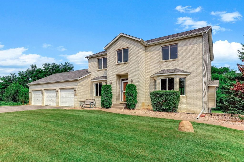 3045 153rd Avenue Nw, Andover