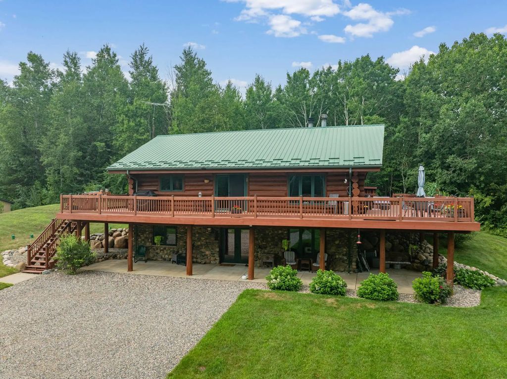 40330 Bray Lake Road, Nashwauk