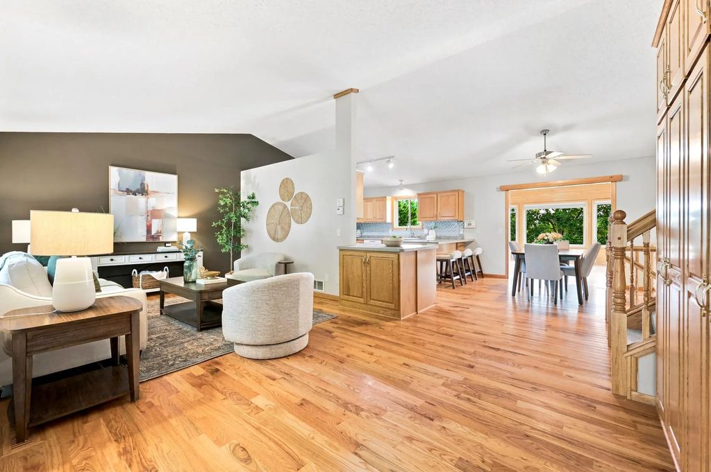 1351 Rolling Oaks Drive, Hanover