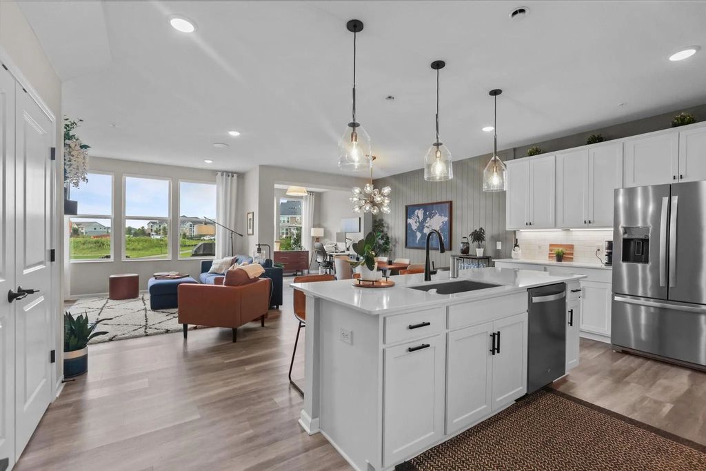 17902 Giants Way, Lakeville
