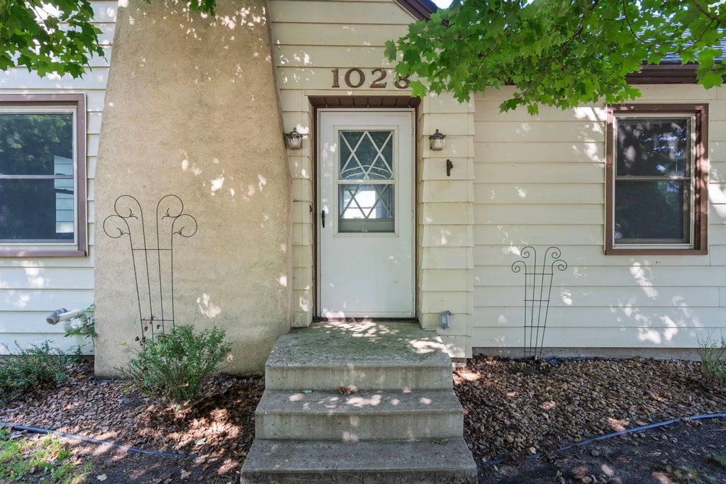 1028 1st Avenue Ne, Faribault