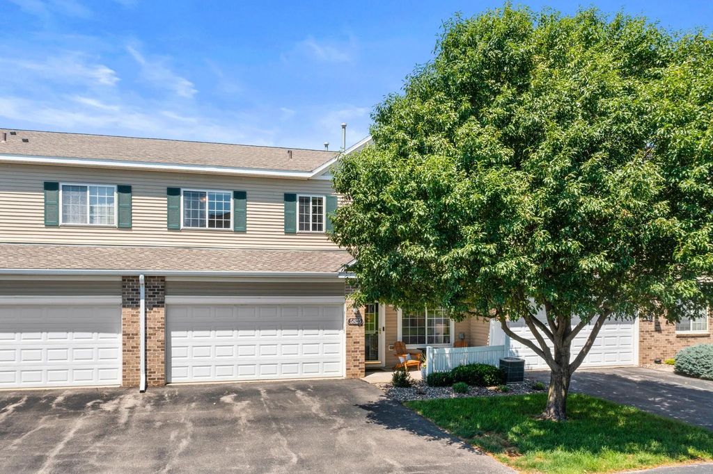 5825 Sandcherry Place Nw, Rochester