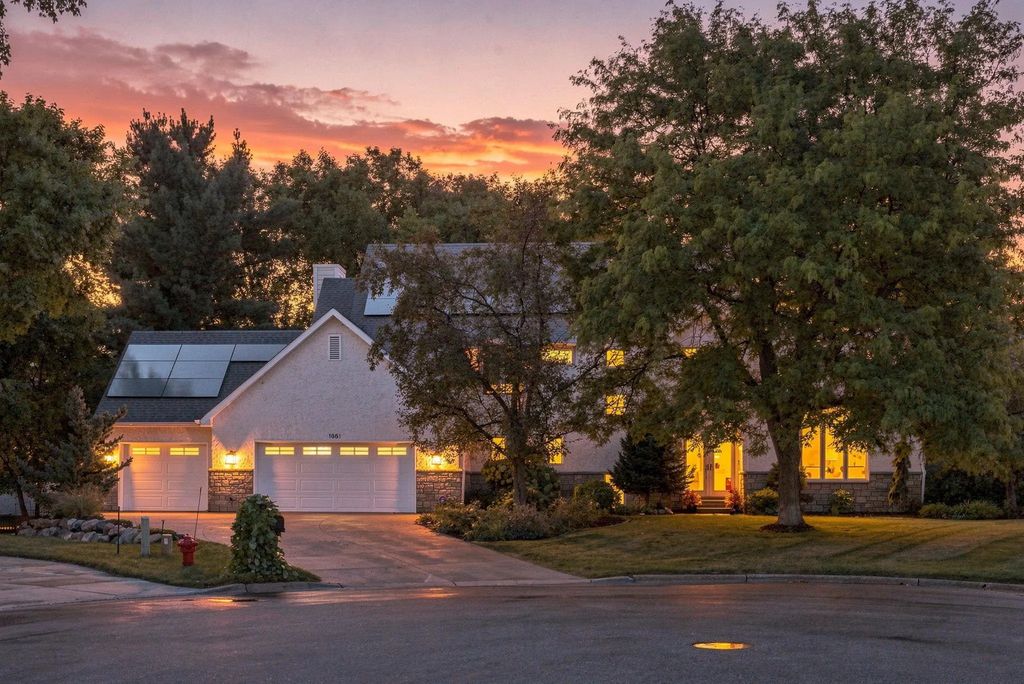 1851 South Lane, Mendota Heights