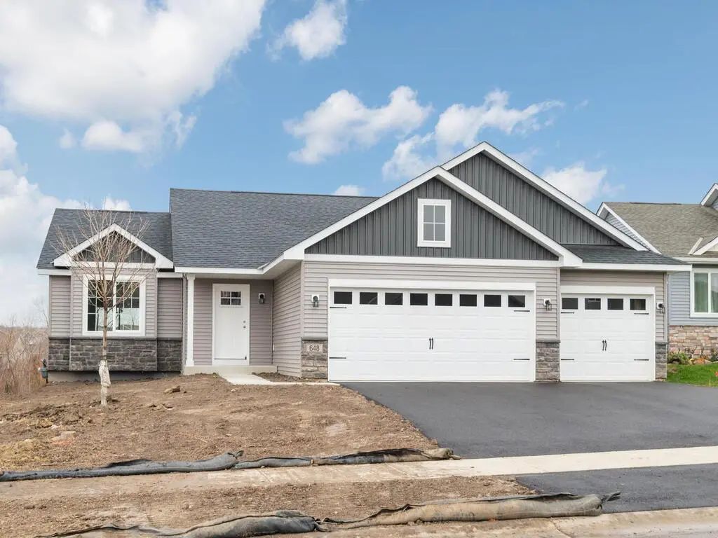 648 Hawthorne Lane, Watertown