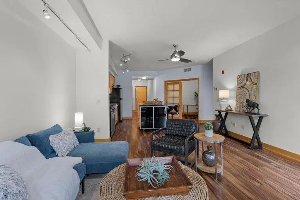 4500 Chicago Avenue S 110, Minneapolis