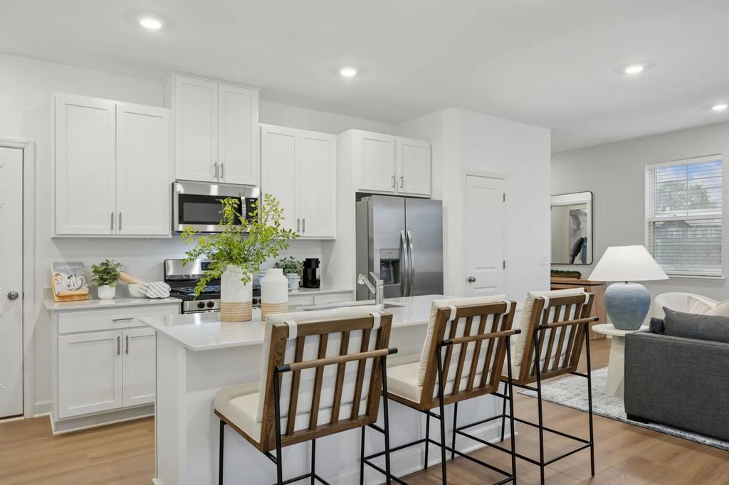 11107 203rd Street W, Lakeville