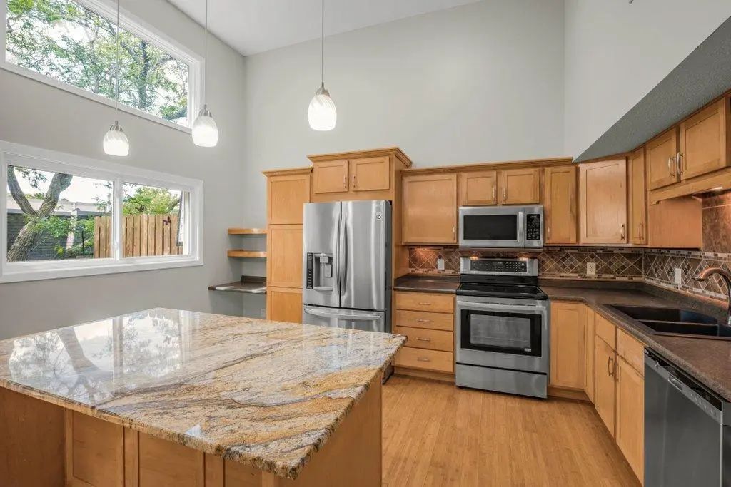 1005 W 105th Street, Bloomington