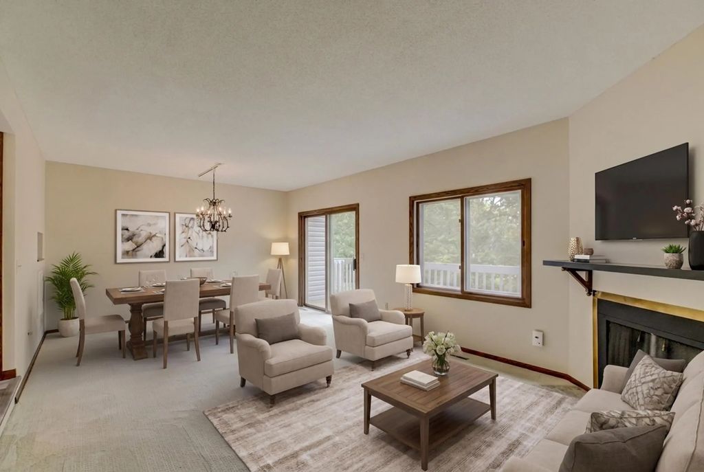 2174 Tower Court, Woodbury