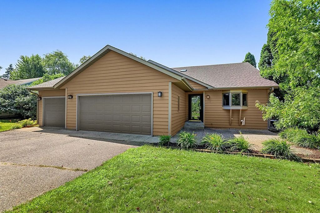 6022 Prairie Rose Drive, St Cloud
