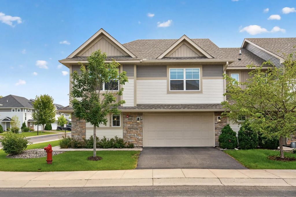10270 Dallas Lane N, Maple Grove