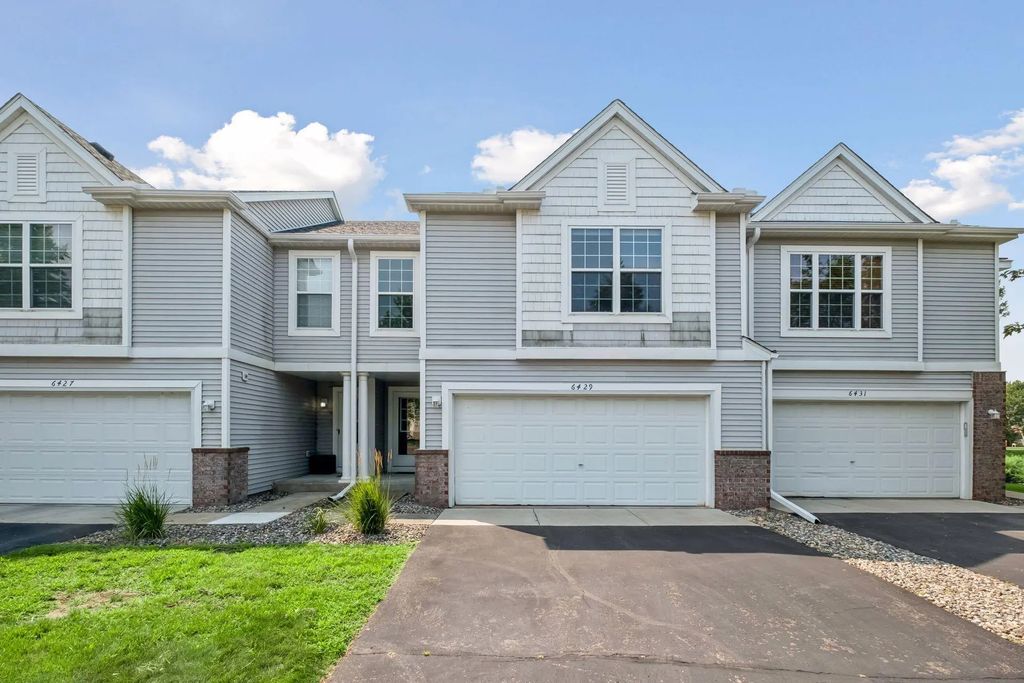 6429 157th Street W, Apple Valley