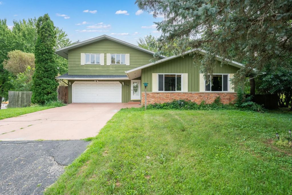 1304 Gage Court Nw, Rochester