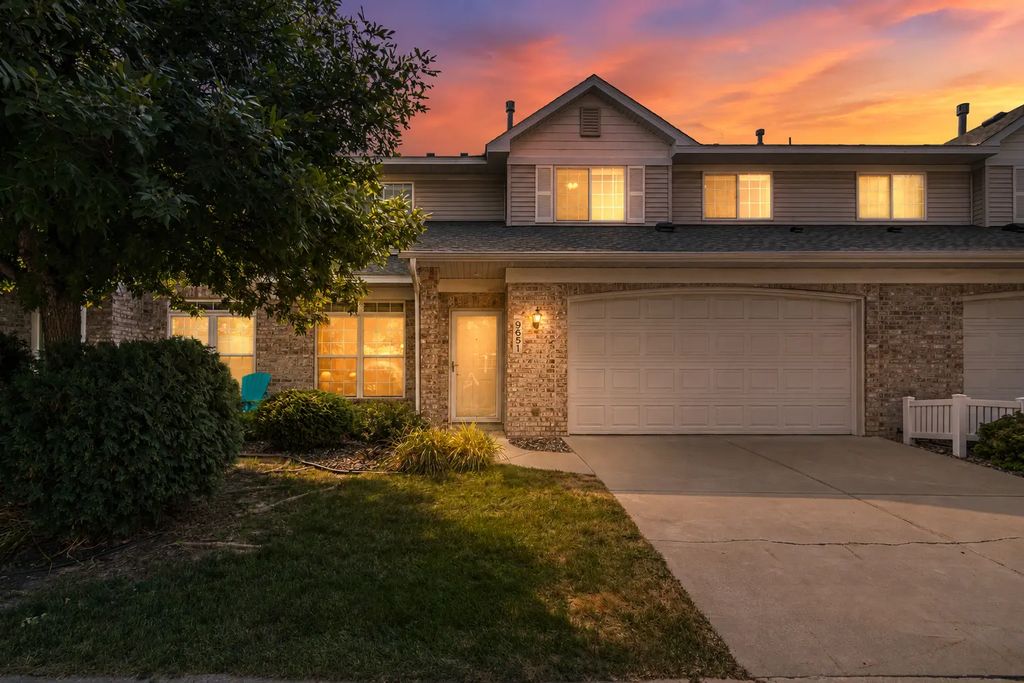 9651 Belmont Lane, Eden Prairie