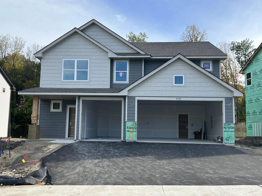 2738 Wood Duck Trail, Shakopee