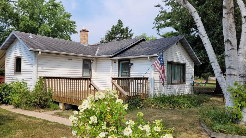 31095 Spruce Street, Pequot Lakes