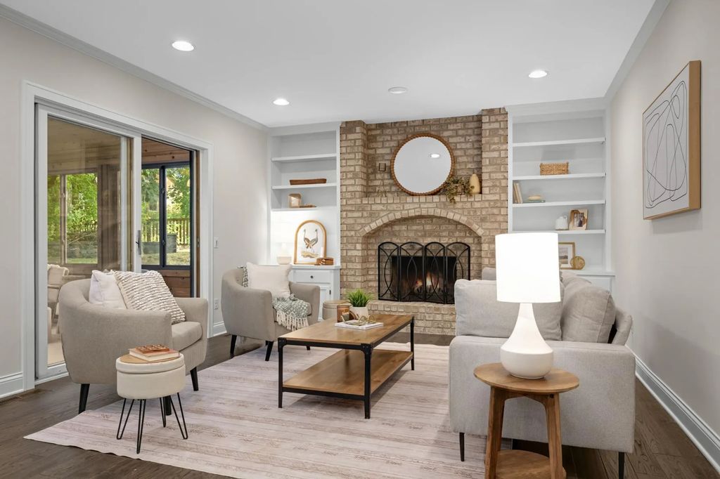 1655 Mallard Drive, Eagan