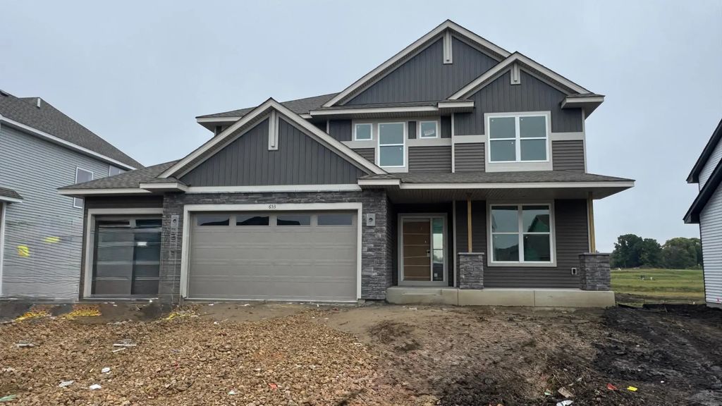 653 Sierra Parkway, Waconia