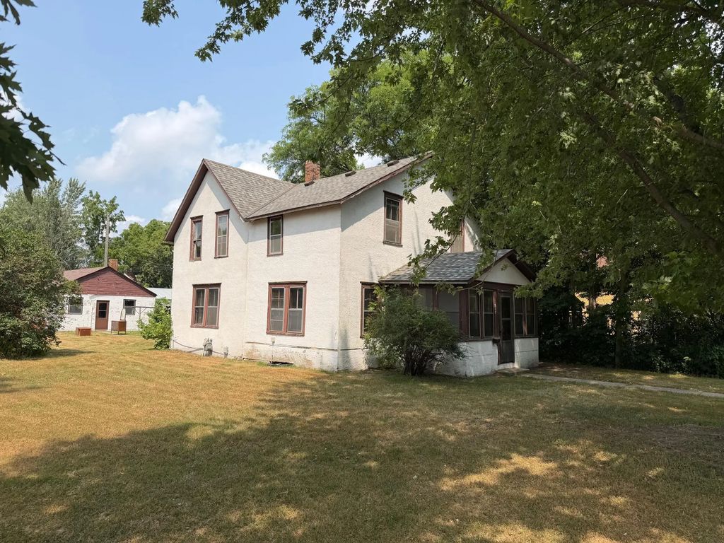 212 5th Street Se, Little Falls