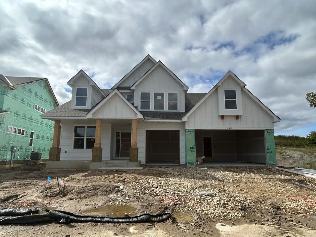 2560 Rock Elm Road, Shakopee