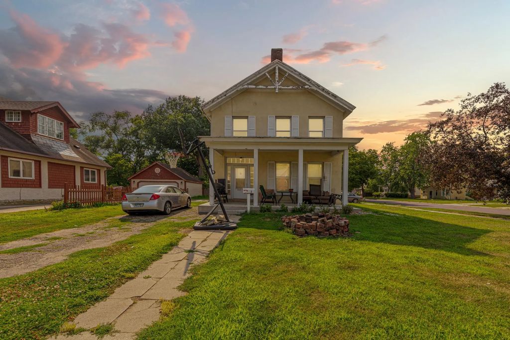 728 3rd Avenue Nw, Faribault