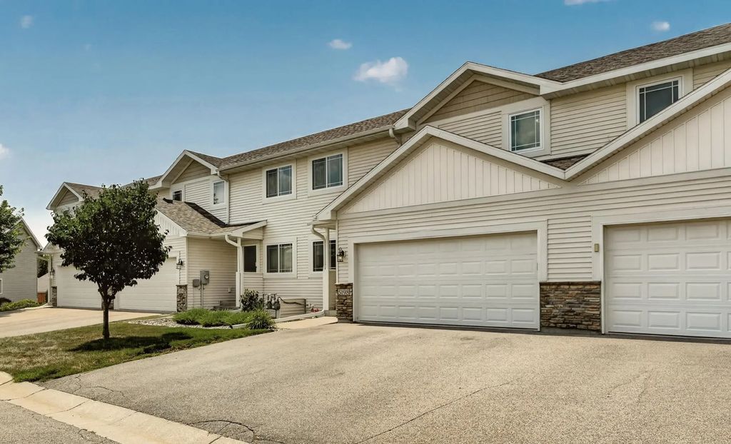 5198 Foxfield Drive Nw, Rochester
