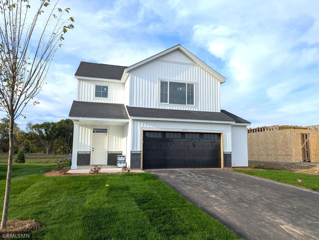 1653 191st Avenue Ne, East Bethel