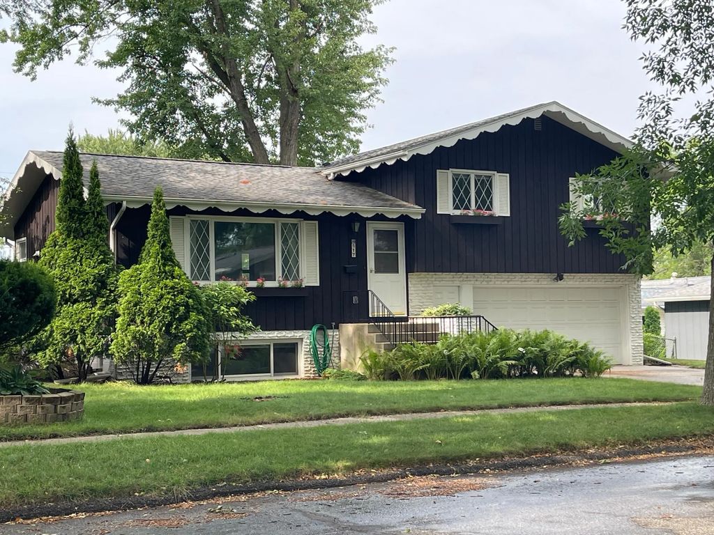 517 26th Street Nw, Rochester