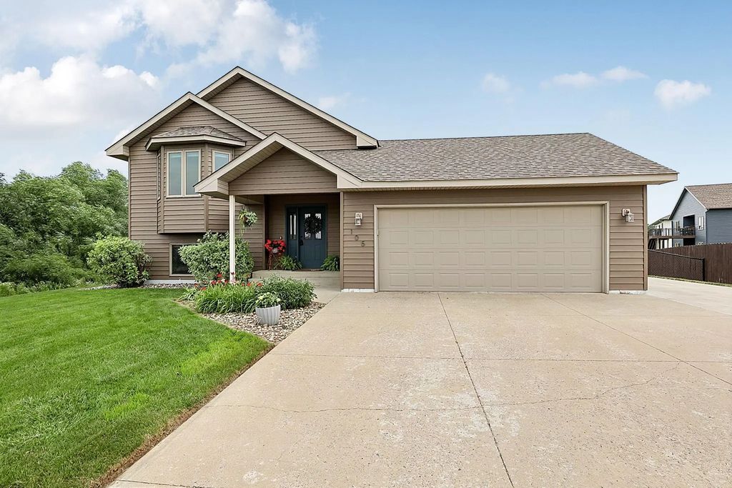 105 Estate Drive, Avon